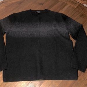 Banana Republic Beautiful wool sweater. Men’s Size M